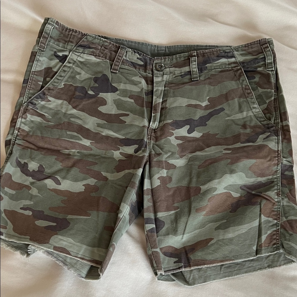 G1 Goods shorts